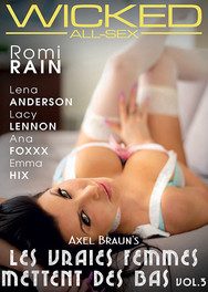 Les vraies femmes mettent des bas vol.3