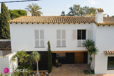 Liya, an indecent story