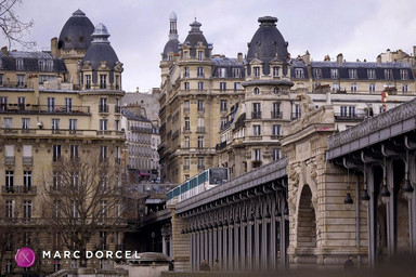 Claire, the sexologist