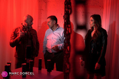 Cléa, die unterwürfige