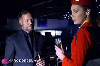 Dorcel Airlines - Sexgeile stewardessen