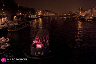 Eine nacht in Paris