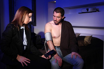 Sandrine, 28 ans, Médecin de Nuit