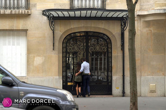 Luxure - wives to be initiated