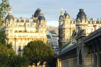 Anissa Kate, la Veuve / La femme à la voilette noire