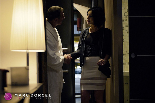 Inès, escorte de luxe