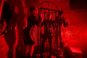 From behind : agence Arise, Alex Craig et Patrice Berchery