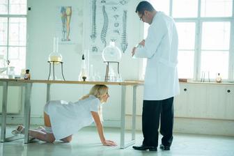 Anissa & Lola à l'école d'Infirmières