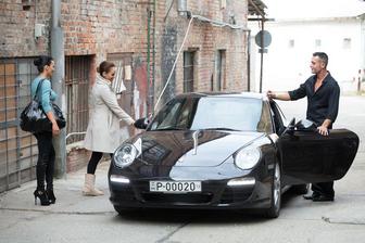 Ballerine le jour, Escorte la nuit