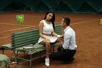 Anissa, die tennisspielerin